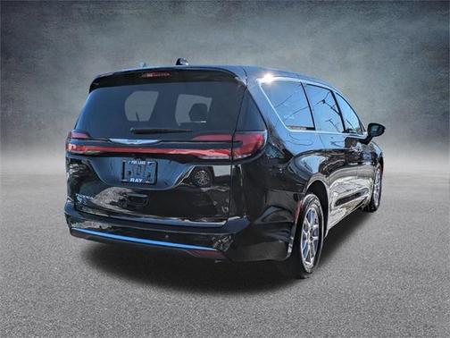 2026 Chrysler Pacifica L