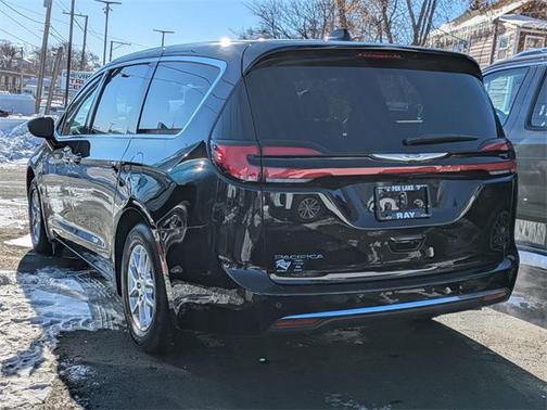 2026 Chrysler Pacifica L