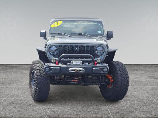 Sting-Gray Clearcoat 2019 Jeep Wrangler Sport S