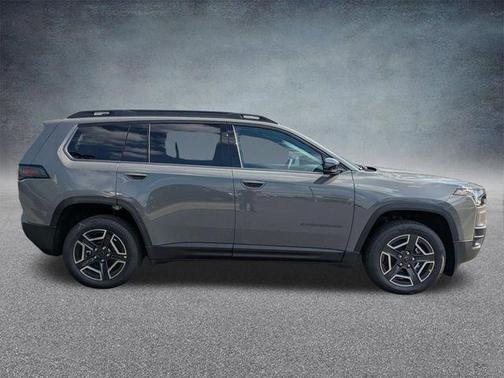 Sting-Gray Clearcoat 2026 Jeep Cherokee Limited