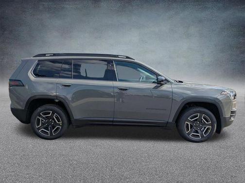 Sting-Gray Clearcoat 2026 Jeep Cherokee Limited