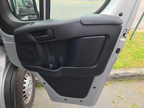 Bright Silver Metallic Clearcoat 2026 RAM ProMaster 2500 Tradesman
