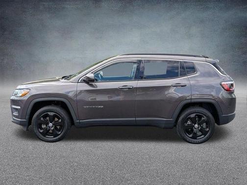 Granite Crystal Metallic Clearcoat 2021 Jeep Compass Latitude