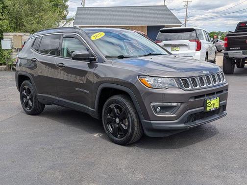 Granite Crystal Metallic Clearcoat 2021 Jeep Compass Latitude