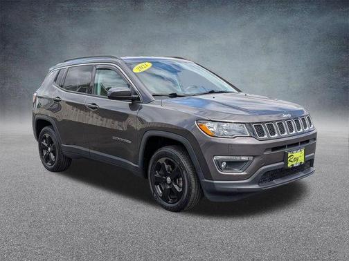 Granite Crystal Metallic Clearcoat 2021 Jeep Compass Latitude