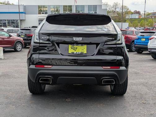 Stellar Black Metallic 2022 Cadillac XT4 Sport