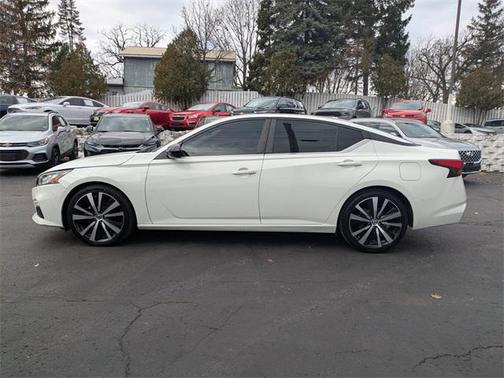 2019 Nissan Altima 2.5 SR