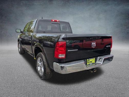Brilliant Black Crystal Pearlcoat 2015 RAM 1500 Outdoorsman