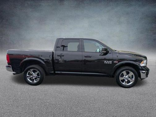 Brilliant Black Crystal Pearlcoat 2015 RAM 1500 Outdoorsman