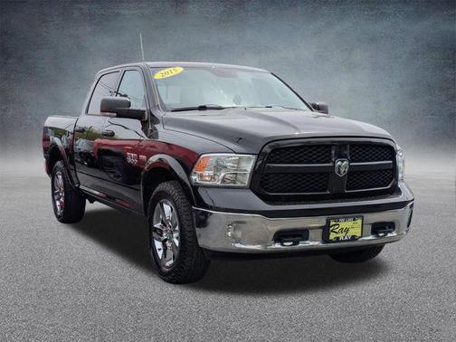 Brilliant Black Crystal Pearlcoat 2015 RAM 1500 Outdoorsman