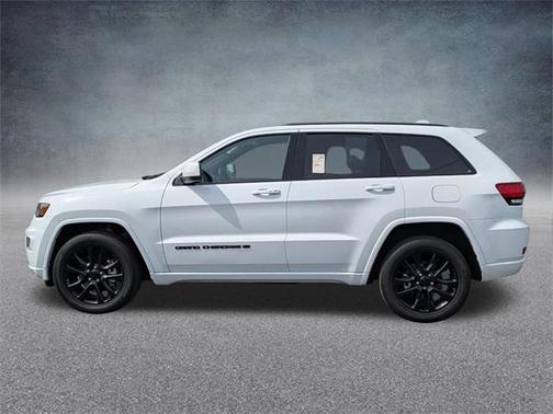 2022 Jeep Grand Cherokee Laredo