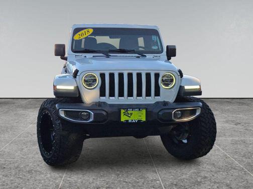 Bright White 2018 Jeep Wrangler Unlimited Sahara
