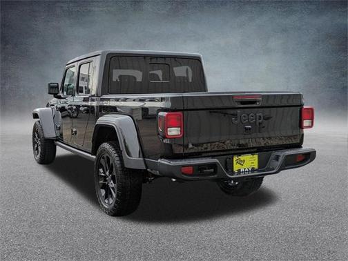 2025 Jeep Gladiator Nighthawk
