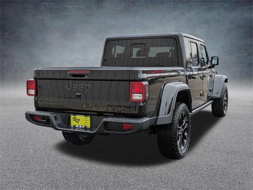 2025 Jeep Gladiator Nighthawk
