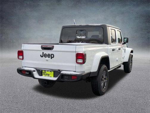 2026 Jeep Gladiator Sport S