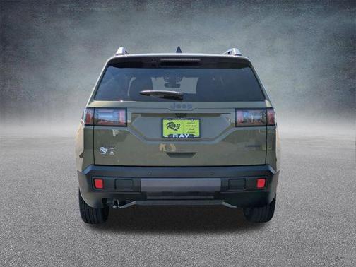 '41 2026 Jeep Cherokee Laredo 4x4