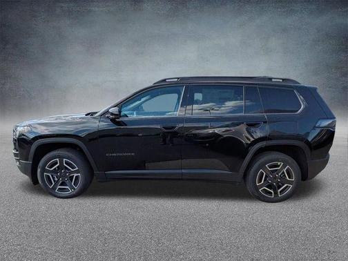 Diamond Black Crystal Pearlcoat 2026 Jeep Cherokee Limited