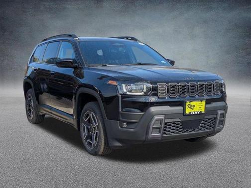 Diamond Black Crystal Pearlcoat 2026 Jeep Cherokee Limited