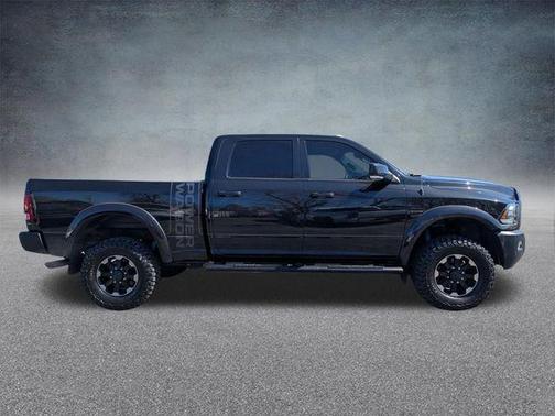 Brilliant Black Crystal Pearlcoat 2017 RAM 2500 Power Wagon