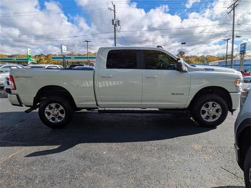 2023 RAM 2500 Big Horn Crew Cab 4x4 6'4' Box