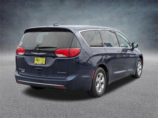 2018 Chrysler Pacifica Hybrid Touring Plus