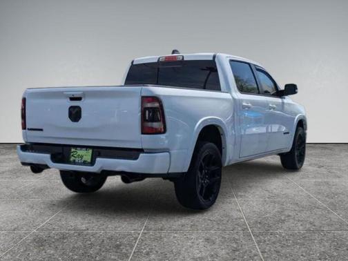 Bright White Clearcoat 2022 RAM 1500 Laramie
