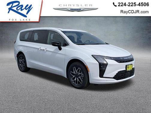 Bright White Clearcoat 2027 Chrysler Pacifica Limited