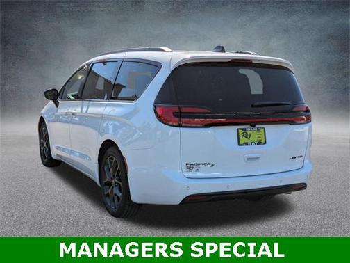 2026 Chrysler Pacifica Limited