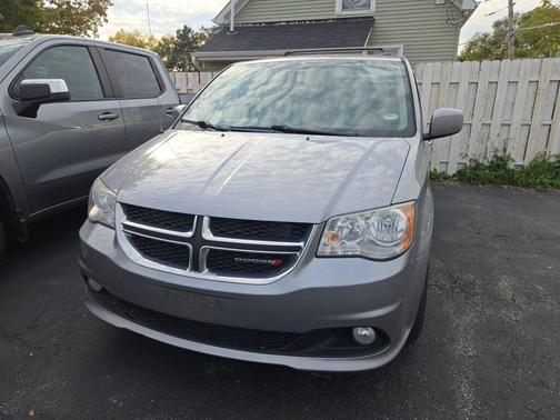 Billet Silver Metallic Clearcoat 2013 Dodge Grand Caravan Crew