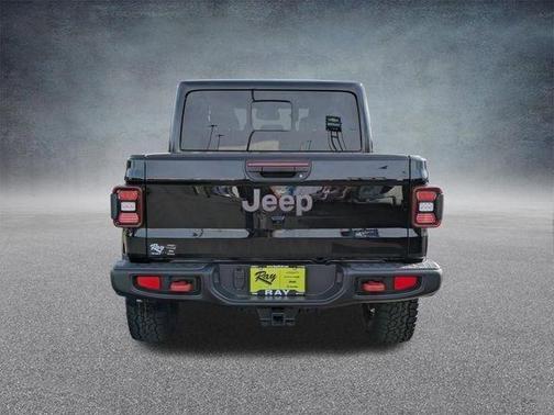 Black Clearcoat 2026 Jeep Gladiator Rubicon