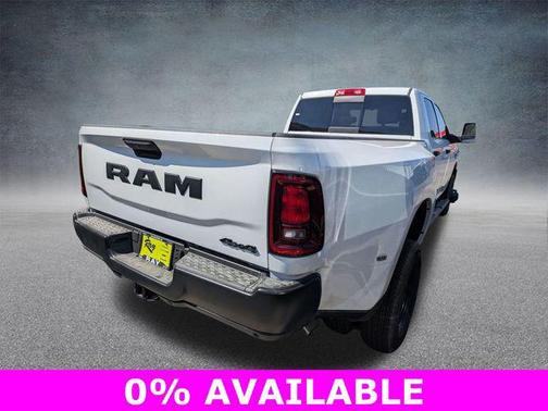 Bright White Clearcoat 2026 RAM 3500 Tradesman Crew Cab 4x4 8' Box