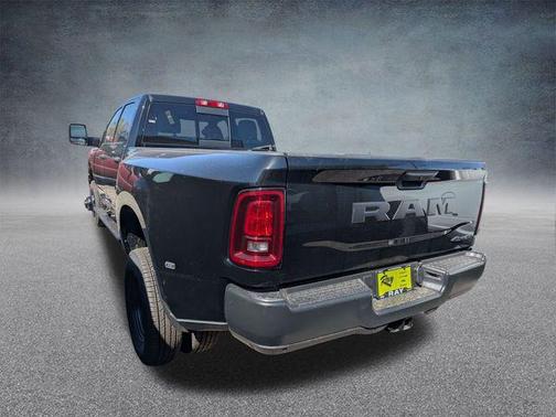 Diamond Black Crystal Pearlcoat 2026 RAM 3500 Tradesman Crew Cab 4x4 8' Box
