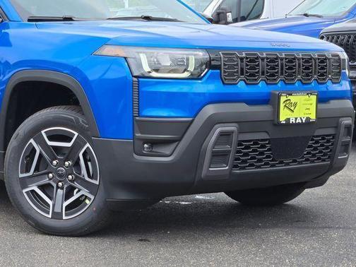 Hydro Blue Pearlcoat 2026 Jeep Cherokee Limited
