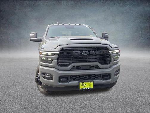 Ceramic Gray Clearcoat 2026 RAM 3500 Laramie Crew Cab 4x4 8' Box