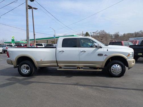 Bright White Clearcoat 2017 RAM 3500 Longhorn