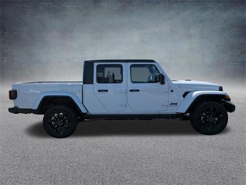 2025 Jeep Gladiator Nighthawk