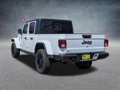 2025 Jeep Gladiator Nighthawk