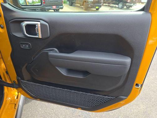 Goldilocks 2026 Jeep Wrangler Willys