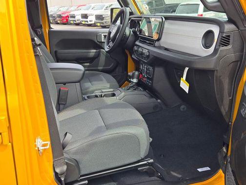 Goldilocks 2026 Jeep Wrangler Willys