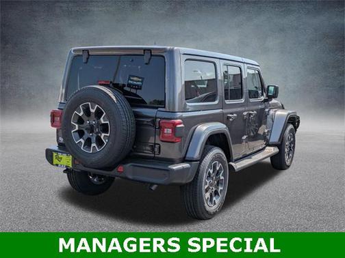 2025 Jeep Wrangler 4-Door Sahara 4x4