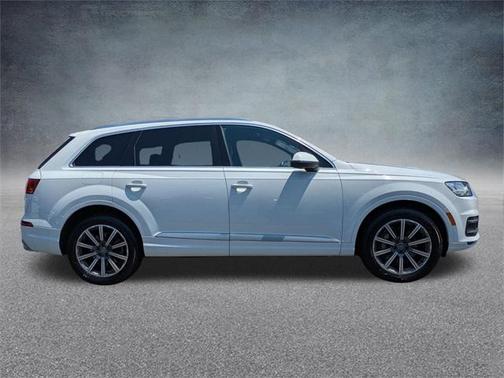 2018 Audi Q7 2.0T Premium Plus