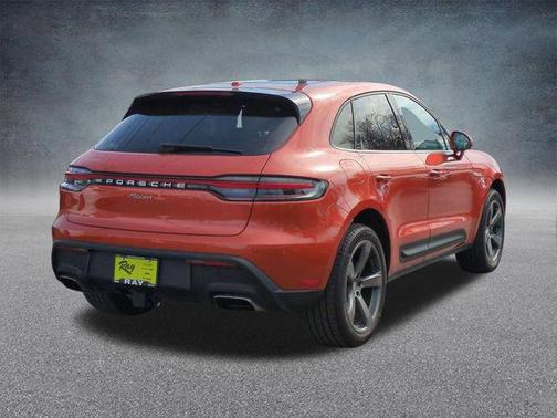 2025 Porsche Macan 