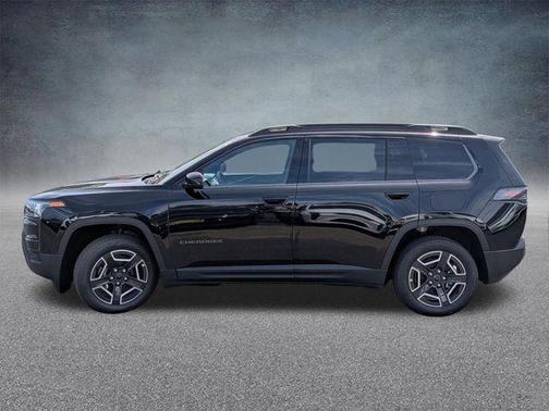 Diamond Black Crystal Pearlcoat 2026 Jeep Cherokee Laredo 4x4