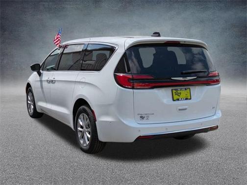 2025 Chrysler Pacifica L