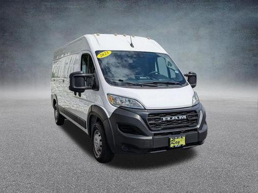 Bright White Clearcoat 2023 RAM ProMaster 2500 High Roof