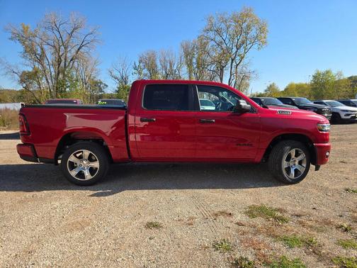 Molten Red Pearlcoat 2027 RAM 1500 Express