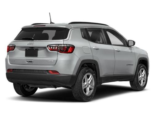 Billet Silver Metallic Clearcoat 2023 Jeep Compass Latitude