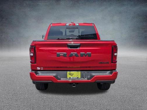 Molten Red Pearlcoat 2026 RAM 1500 Express