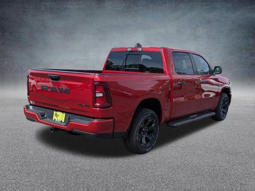 Molten Red Pearlcoat 2026 RAM 1500 Express