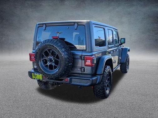 Granite Crystal Metallic Clearcoat 2026 Jeep Wrangler Willys
